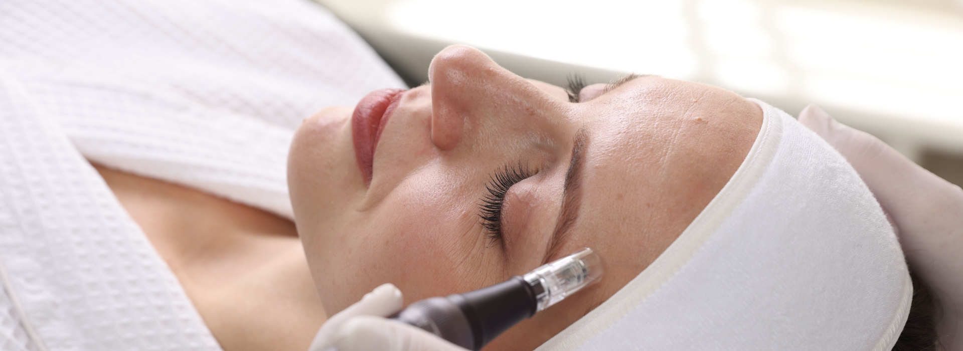 Microneedling, Aquabration